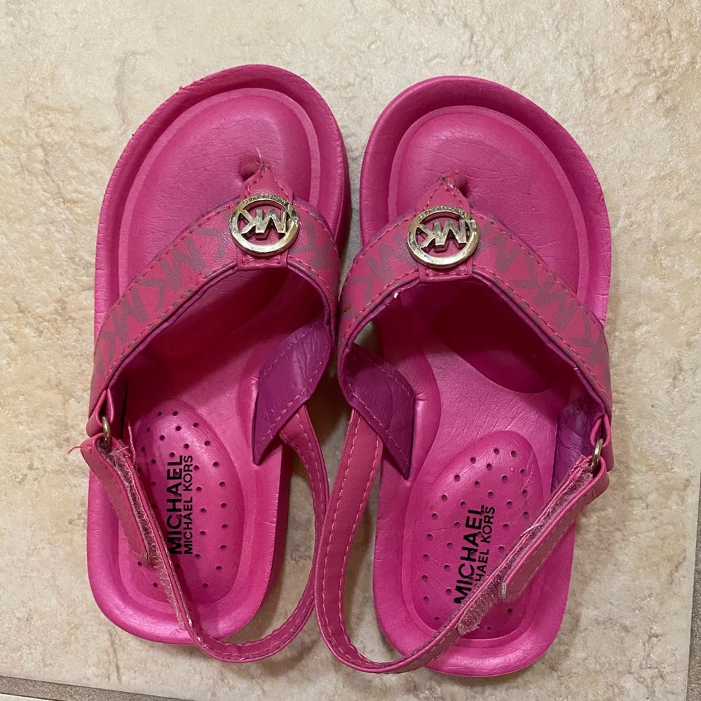 Micheal kors girls sandals